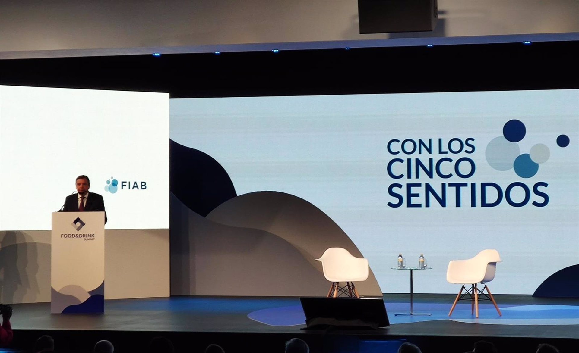 Planas celebra la prórroga de la rebaja del IVA a los alimentos en un contexto todavía «volátil»