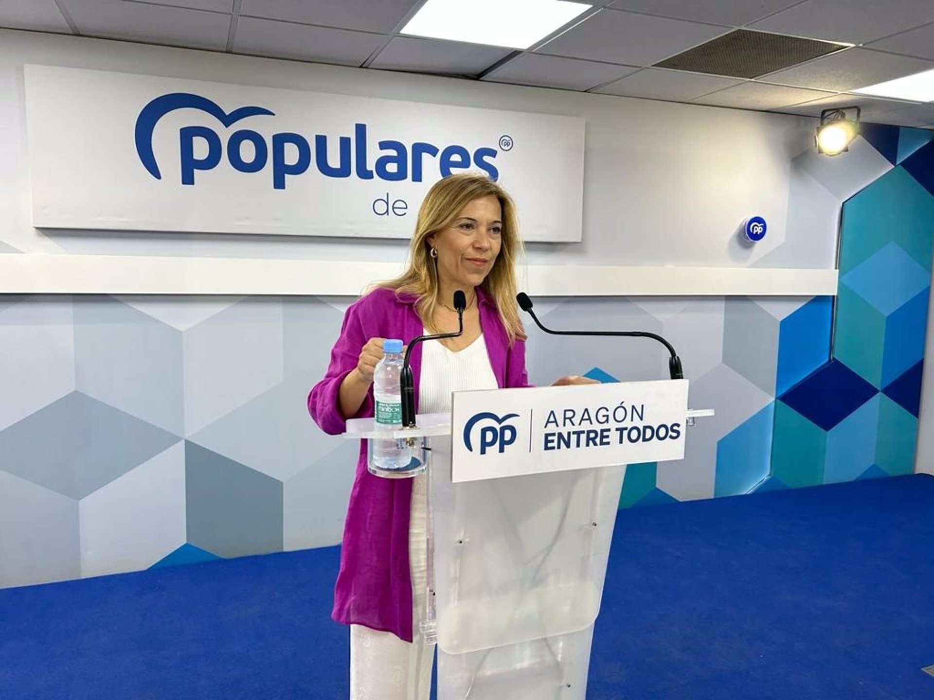 El PP denuncia el deterioro de los transportes y la «incompetencia» de Óscar Puente