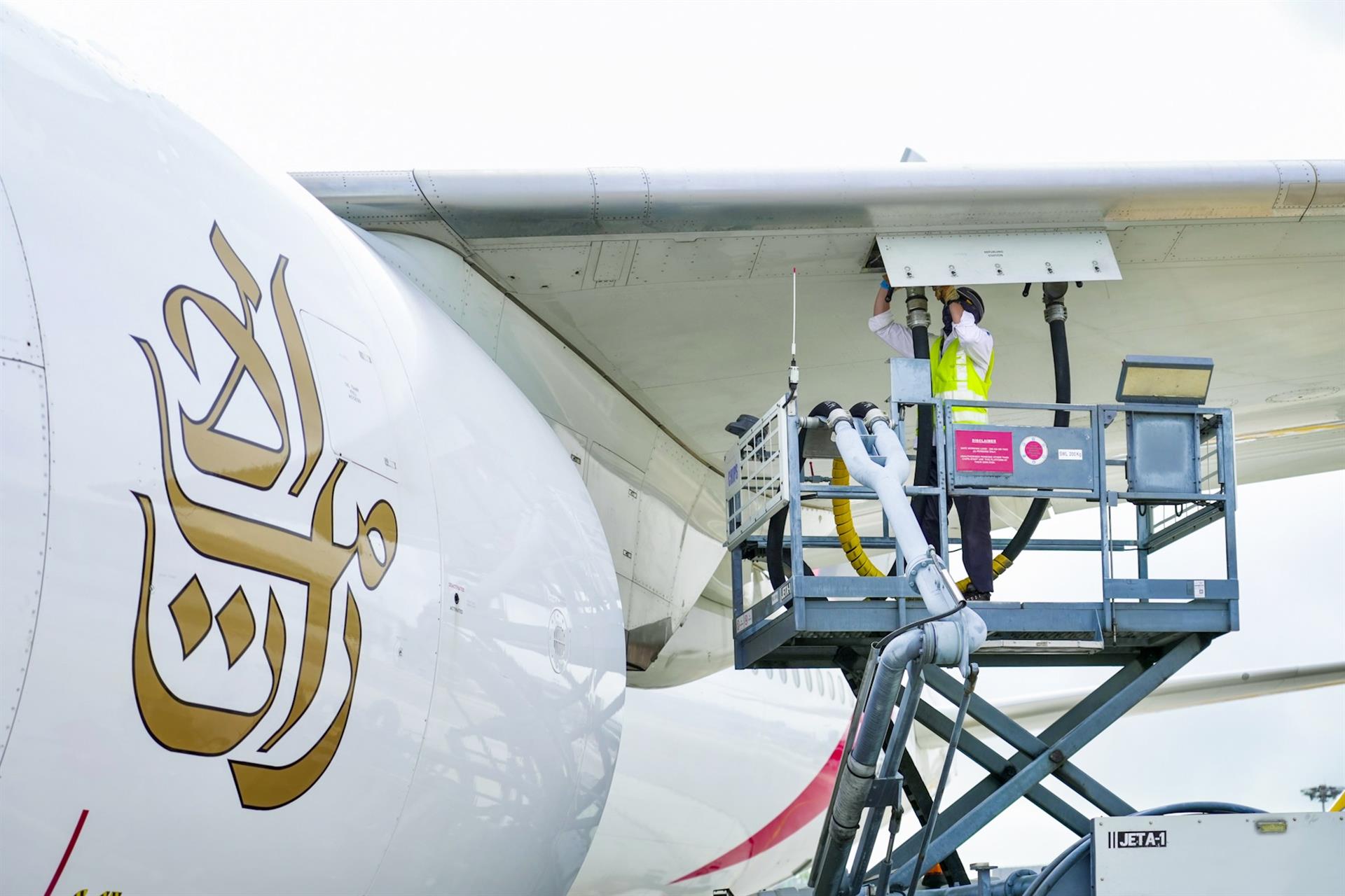 Emirates comienza a utilizar SAF en Singapur
