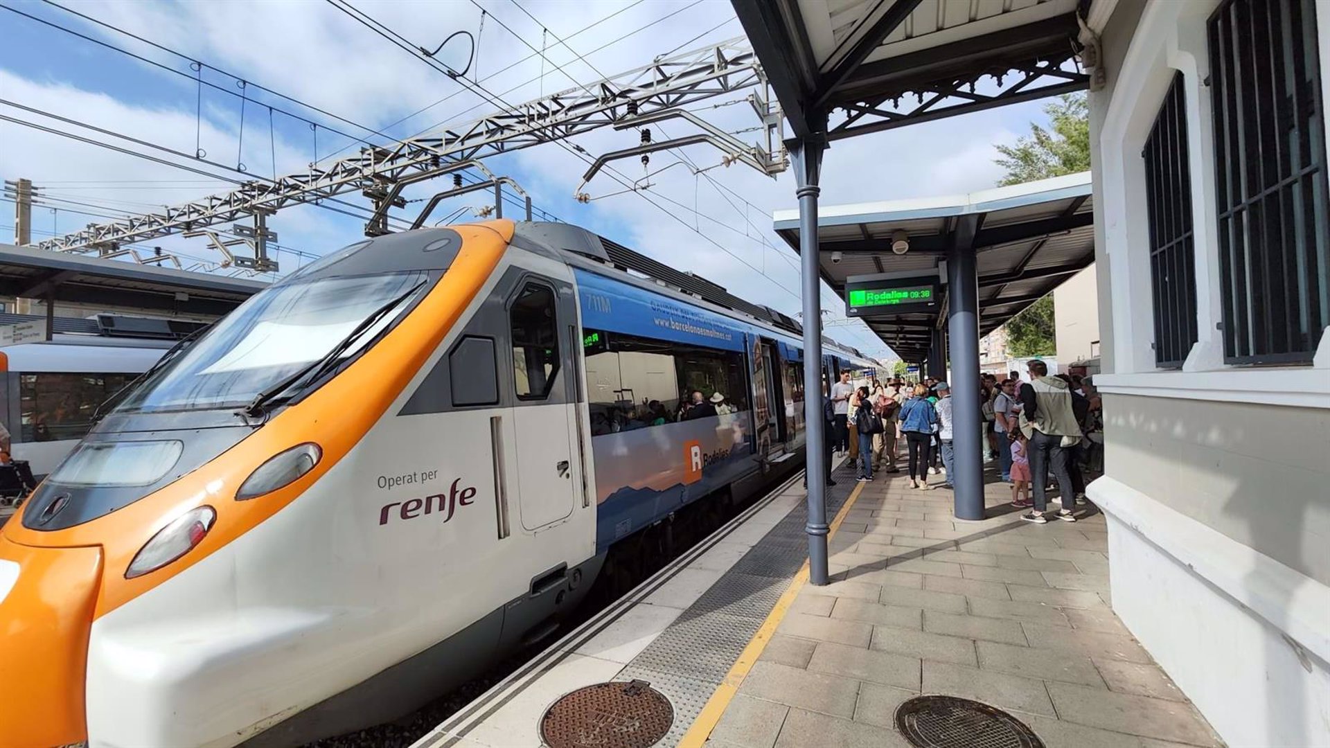 La competencia ferroviaria abarató hasta un 28% los precios de la alta velocidad al sur y a Alicante