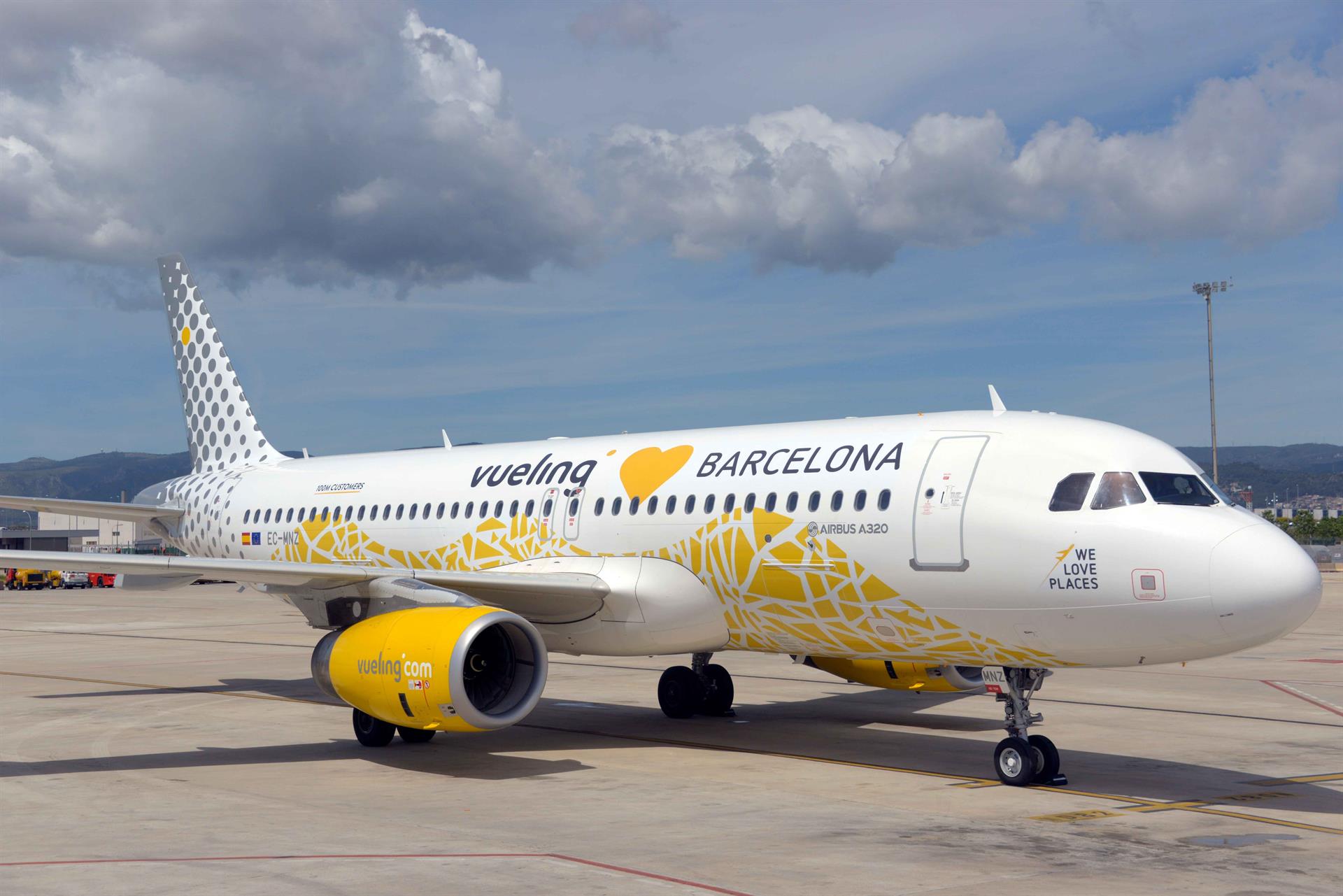 Vueling cifra su contribución al PIB turístico español en el 4,19% en 2023