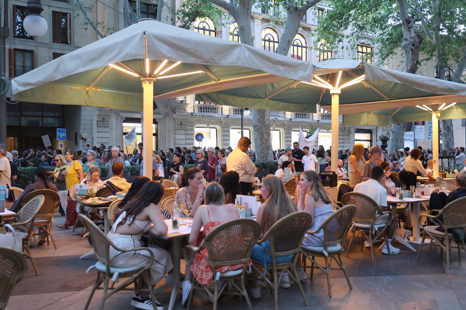 ObservaTUR aboga por la desestacionalización para equilibrar el aumento de turistas en España