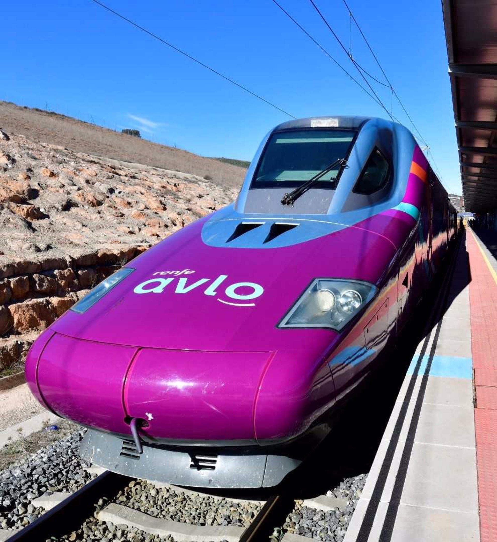 Renfe recupera la circulación de 15 trenes diarios entre Madrid, el Norte y la Comunidad Valenciana