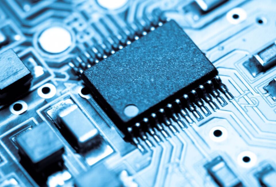 Con una inversión pública de más de 800 millones de euros, España impulsa su liderazgo en tecnología cuántica