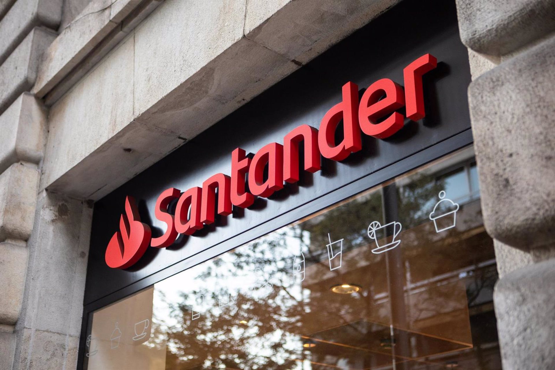 La JUR ajusta los requisitos del colchón anticrisis de Banco Santander