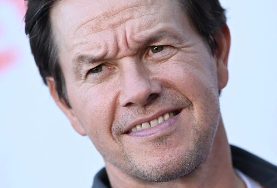 Mark Wahlberg, el primer famoso en mostrar el nuevo Cubitus de Patek Philippe