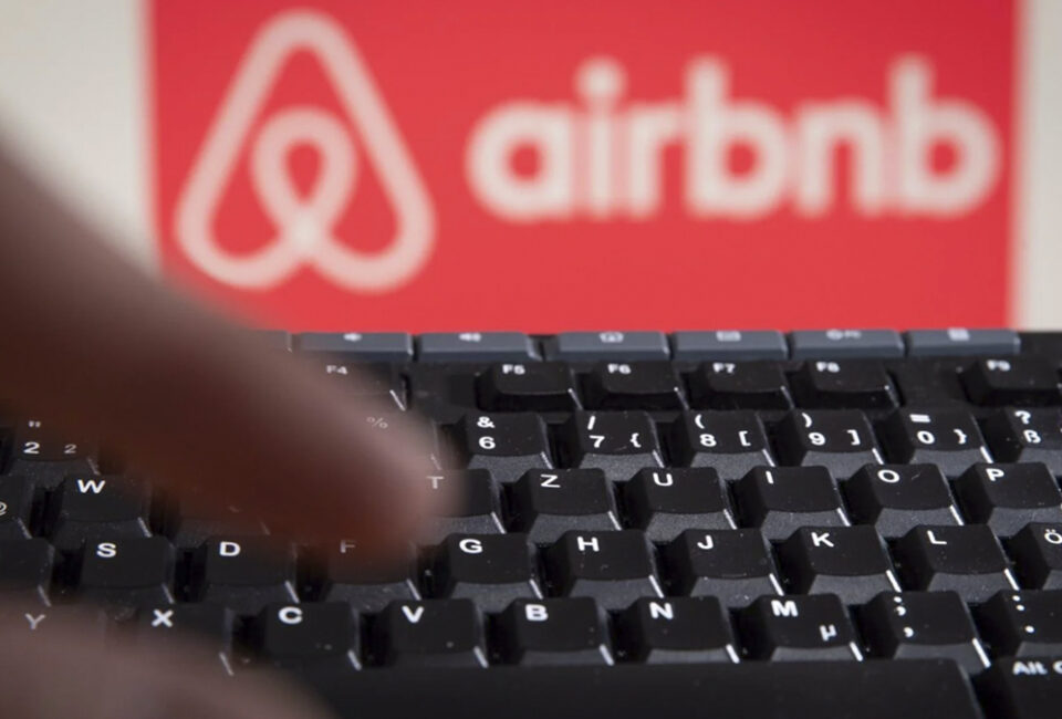 Airbnb cifra en 8.500 millones de euros su impacto económico en España en 2023, con 3.600 millones en impuestos