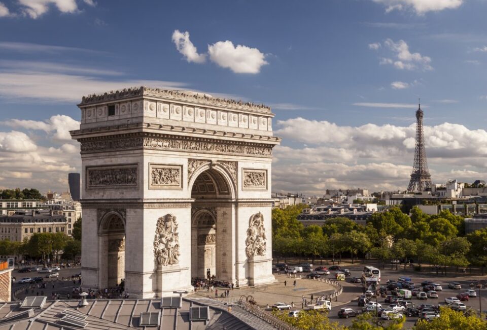 Qué es y cómo gestionar el síndrome de París: cuando el viaje soñado no se parece a la realidad