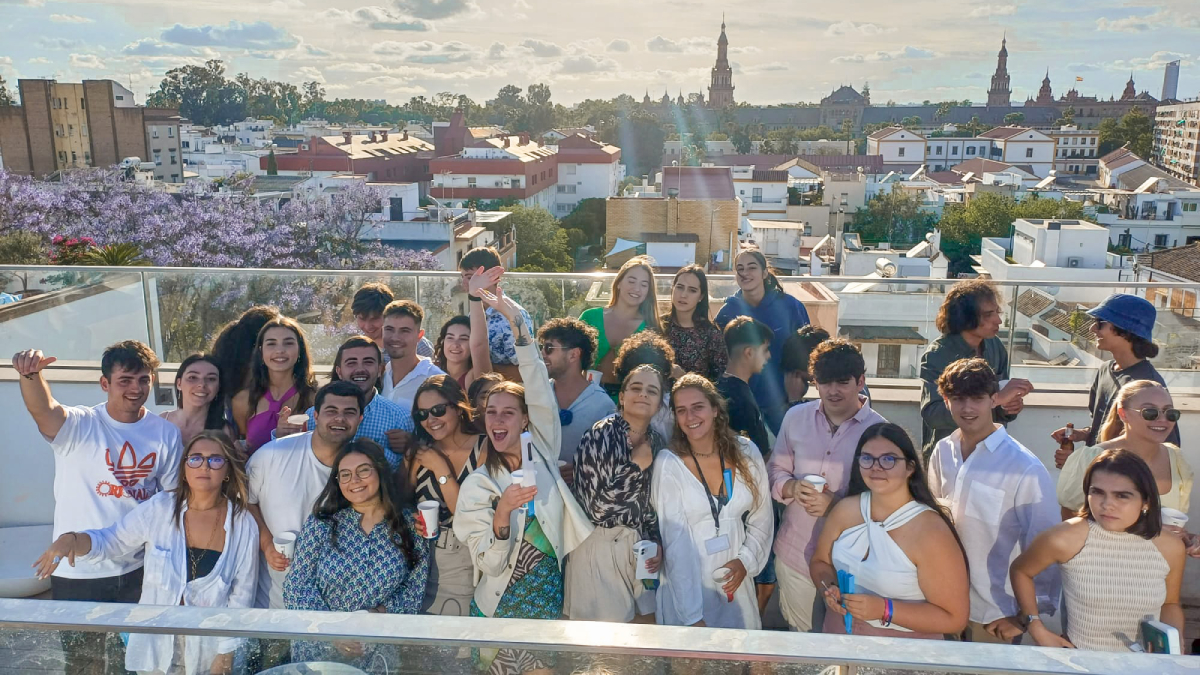 ¿Piso o residencia? La ‘experiencia universitaria’ de las residencias gana terreno a la independencia de los pisos, cada vez más caros