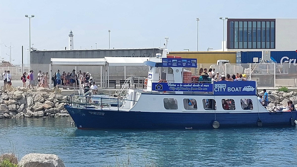 La APB otorga a Trasmapi el bus náutico del puerto de Ibiza