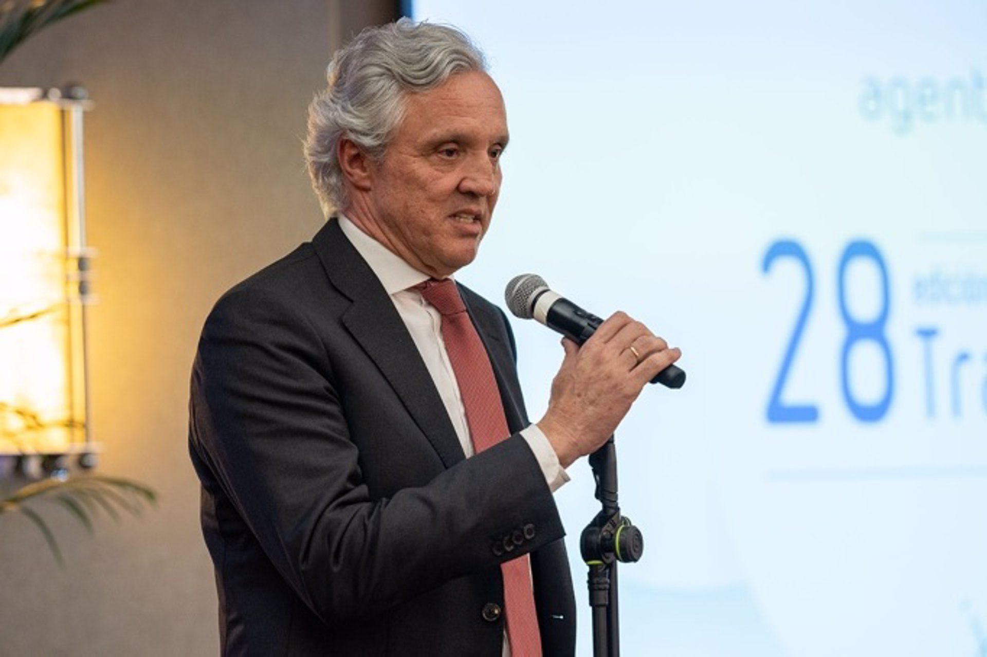 CEAV advierte que las agencias no podrán aplicar el registro documental que entrará en vigor en octubre: «Es imposible»