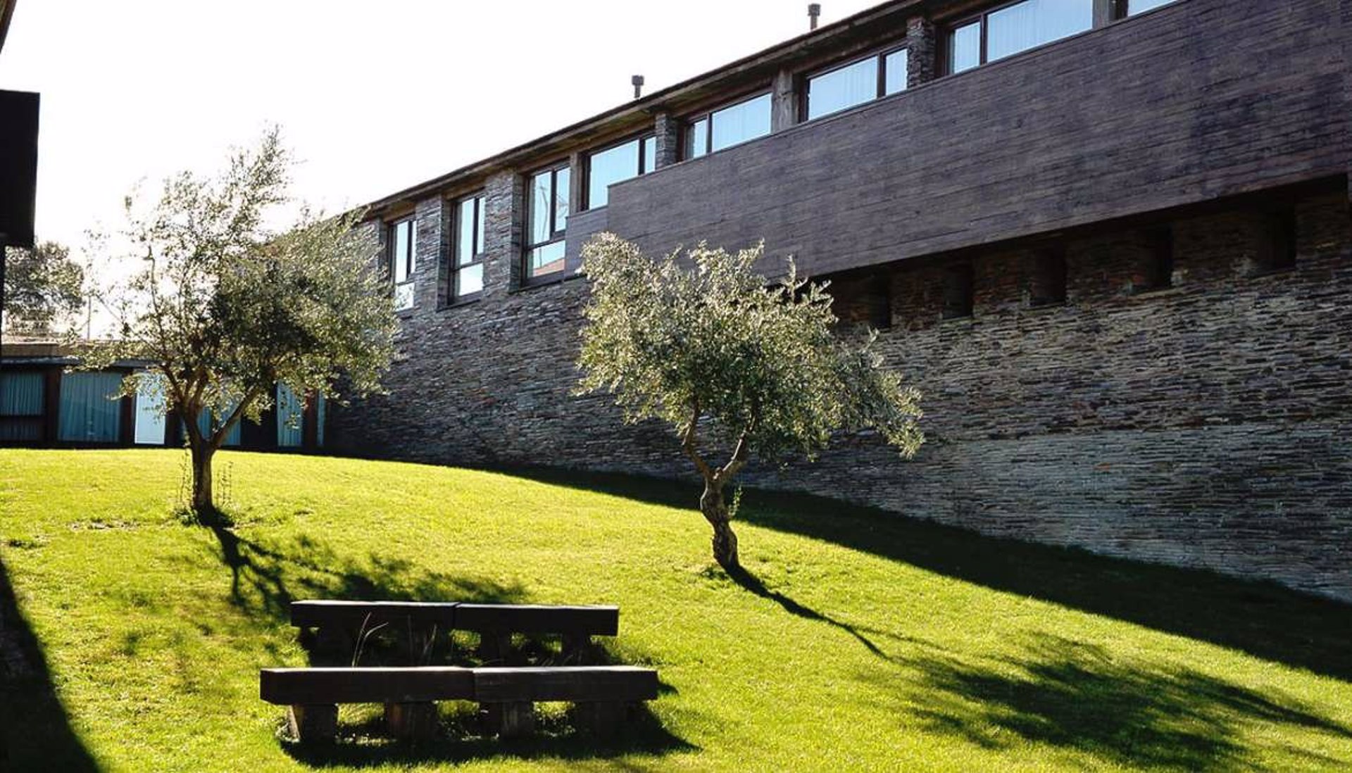 Las hospederías de Extremadura registrarán obras de eficiencia energética por valor de 1,1 millones de euros