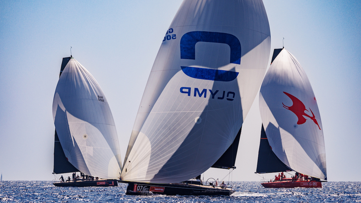 La bahía de la Palma recibe con buenas condiciones y mucho espectáculo la gran final de la Copa del Rey Mapfre