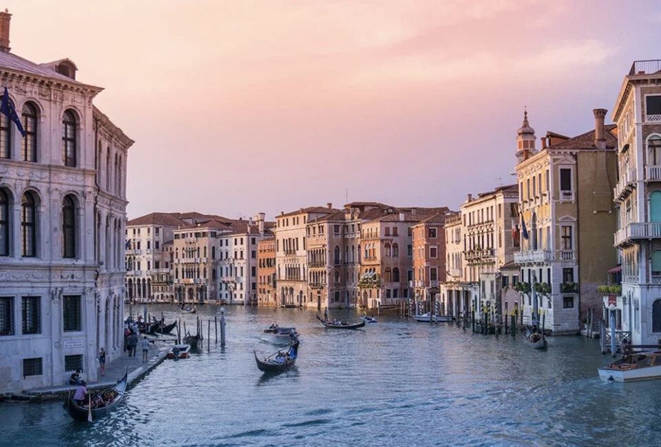 Italia podría aumentar sus tasas turísticas hasta 25 euros la noche