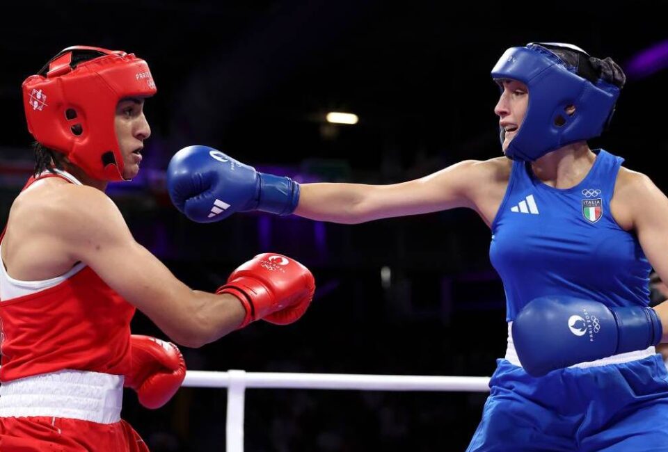 Lo que hay que saber sobre el debate de género en los Juegos Olímpicos tras la retirada de la italiana Angela Carini del combate de boxeo femenino