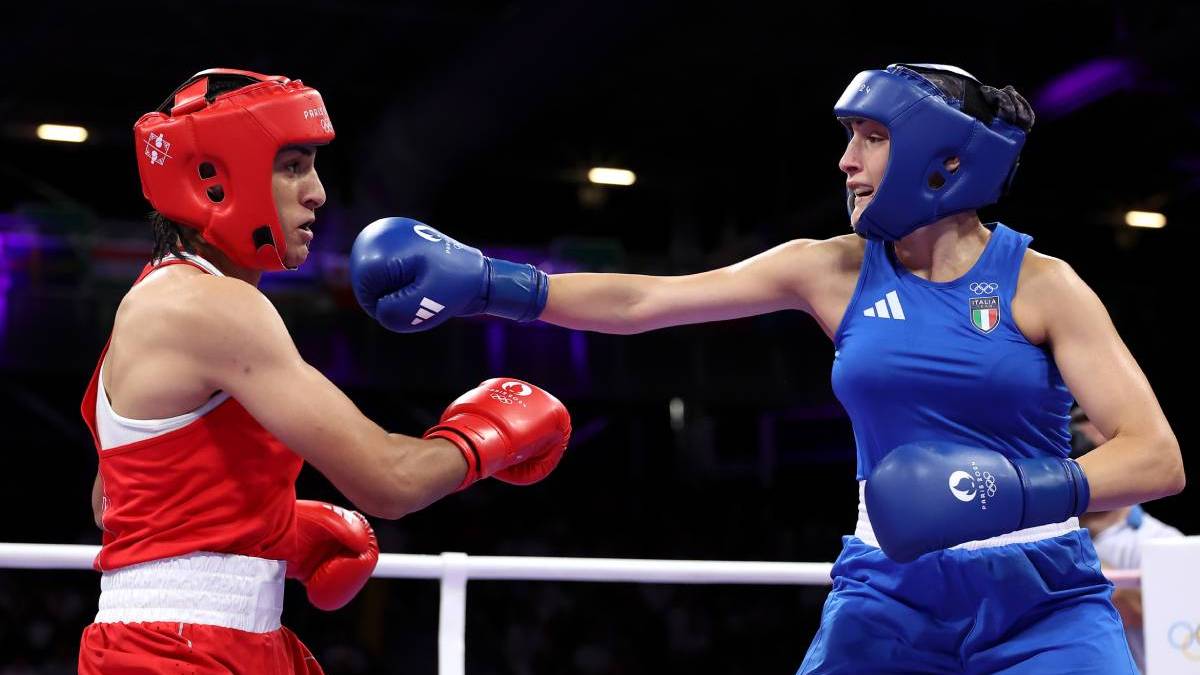 Lo que hay que saber sobre el debate de género en los Juegos Olímpicos tras la retirada de la italiana Angela Carini del combate de boxeo femenino