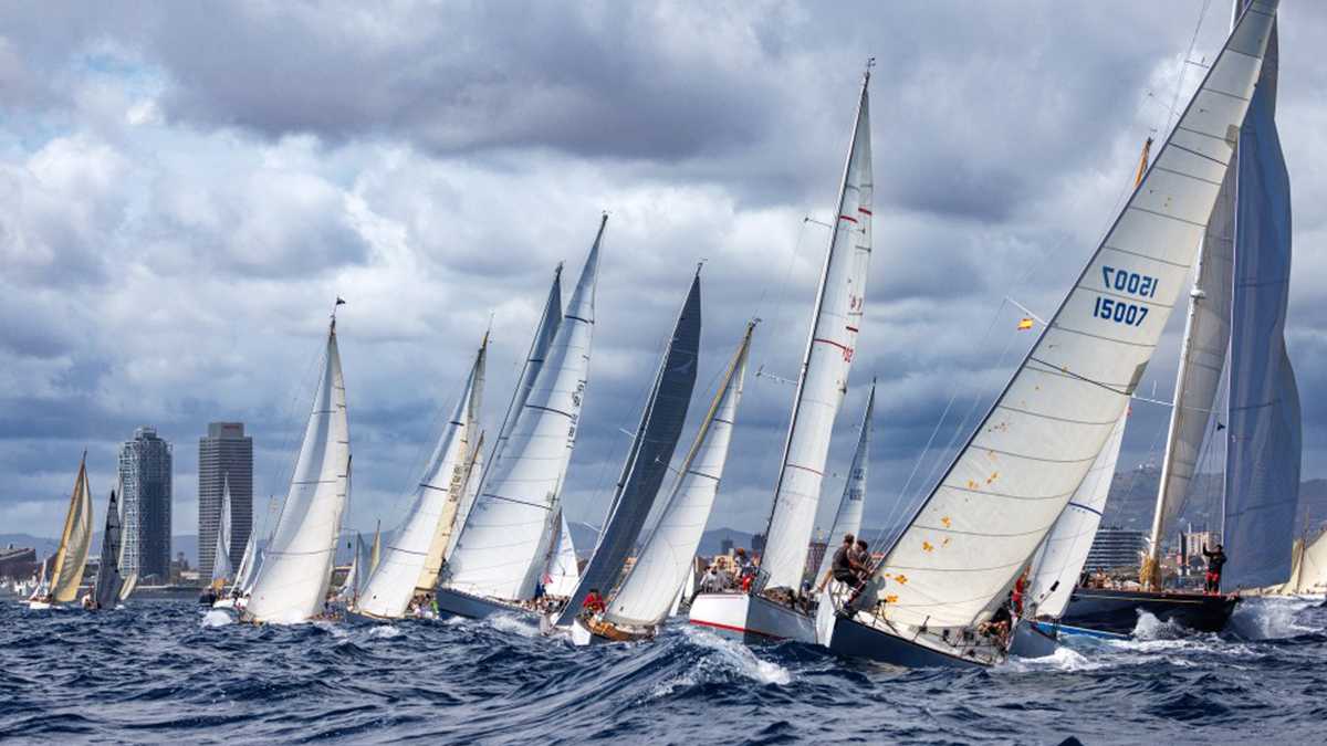 XVII Puig Vela Clàssica | El viento, gran protagonista del viernes de regata