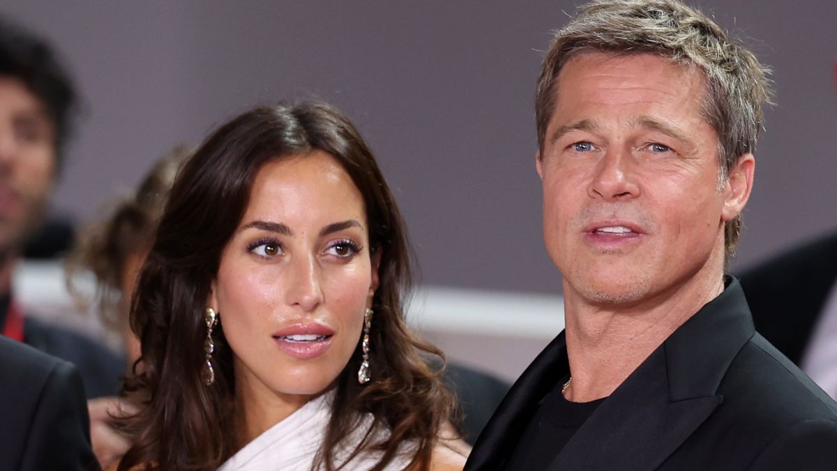 Unidos por el corazón y la muñeca: Inés de Ramón y Brad Pitt comparten marca de reloj