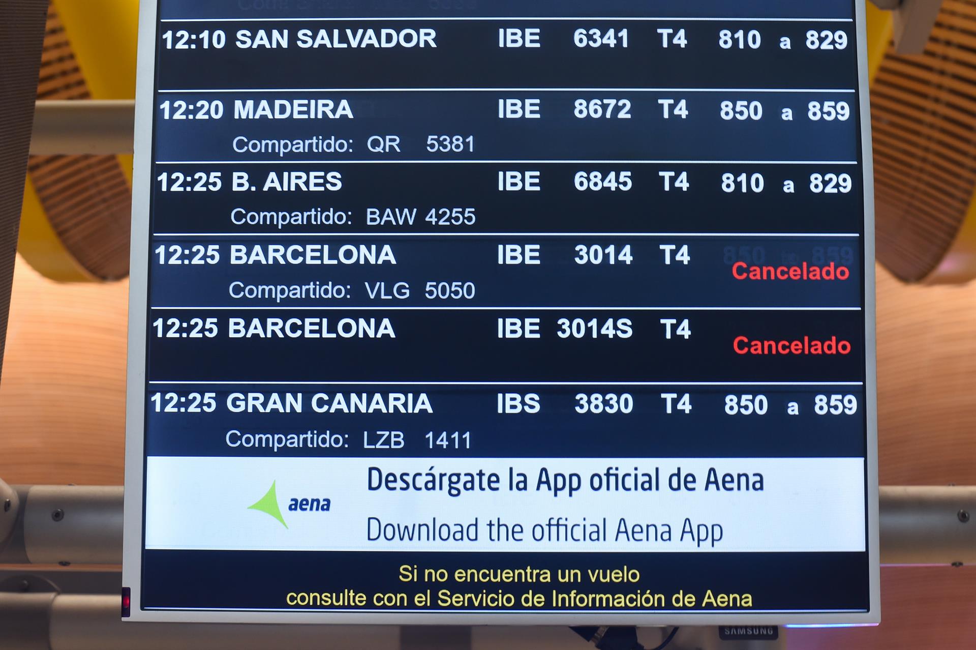 Los retrasos en vuelos han sido lo más reclamado este verano, por delante de cancelaciones y ‘overbooking’