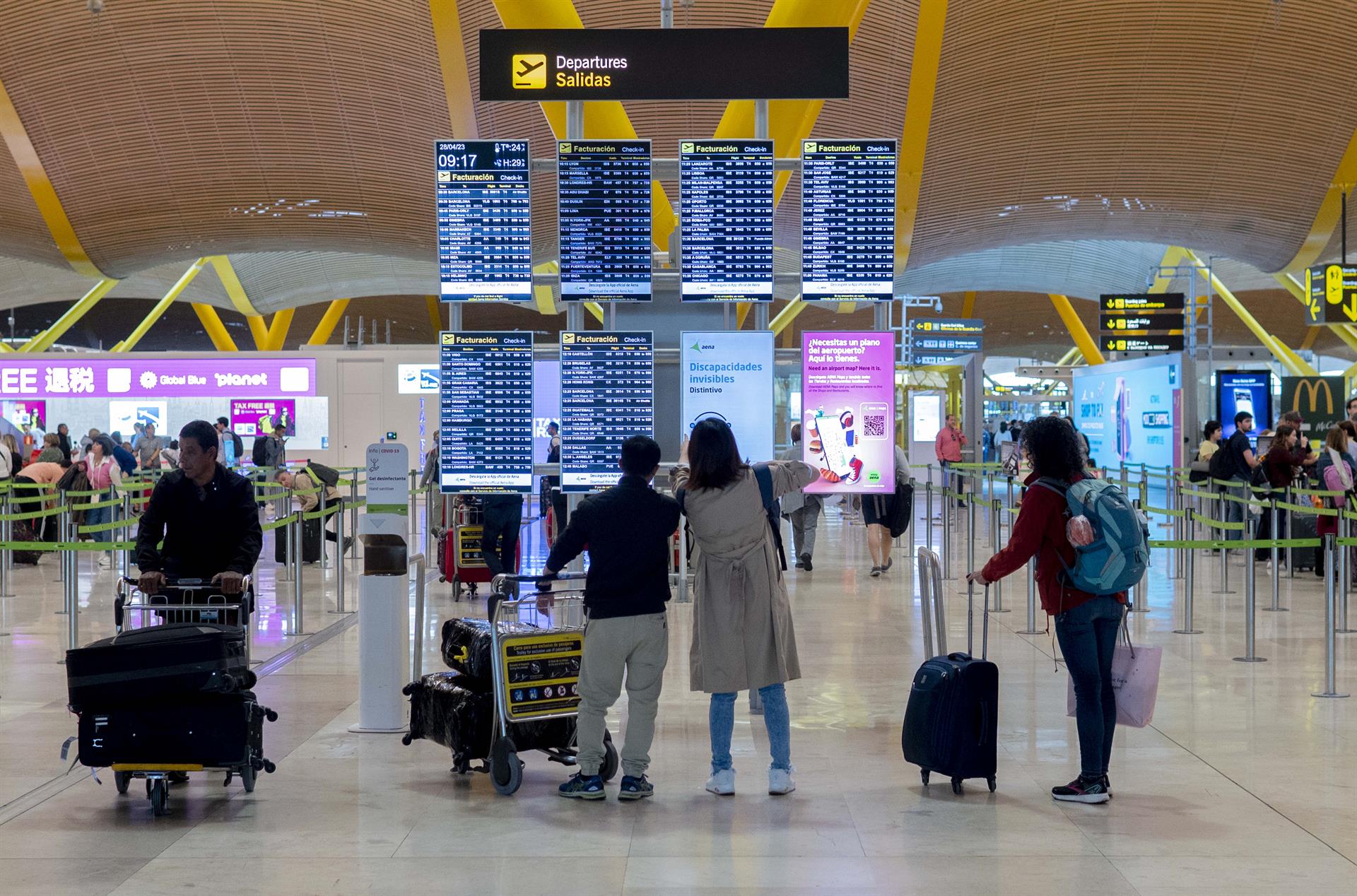 Aena nombra nuevos directores en varios de sus aeropuertos españoles y en el departamento de Operaciones en Brasil