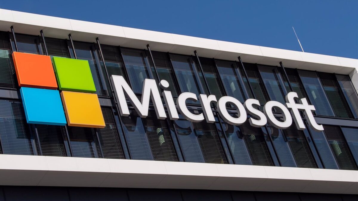 Microsoft revoluciona la inteligencia artificial con un modelo ultraeficiente para PC y móviles