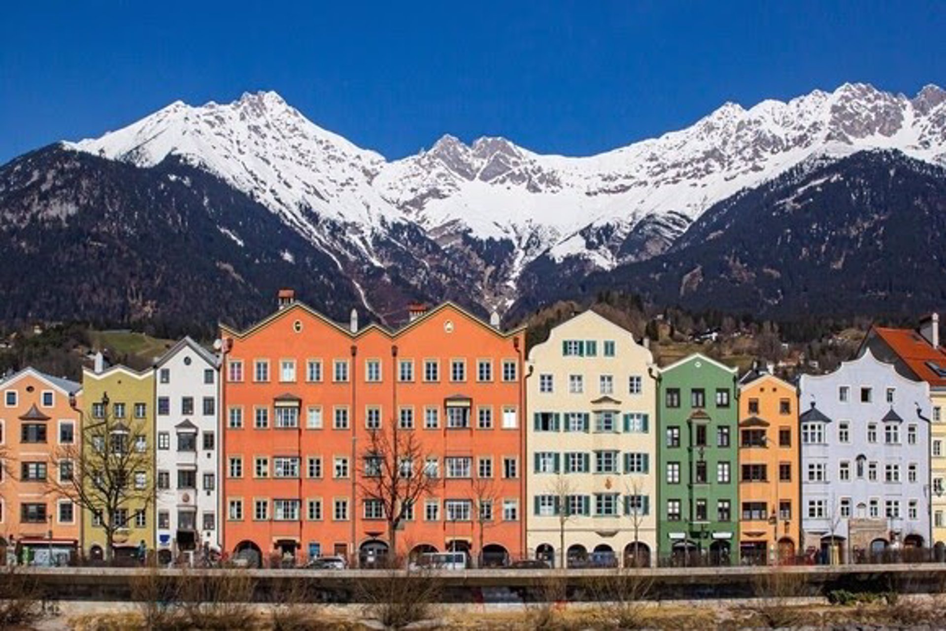 Iberia volará a Innsbruck (Austria) entre diciembre y marzo con dos frecuencias semanales