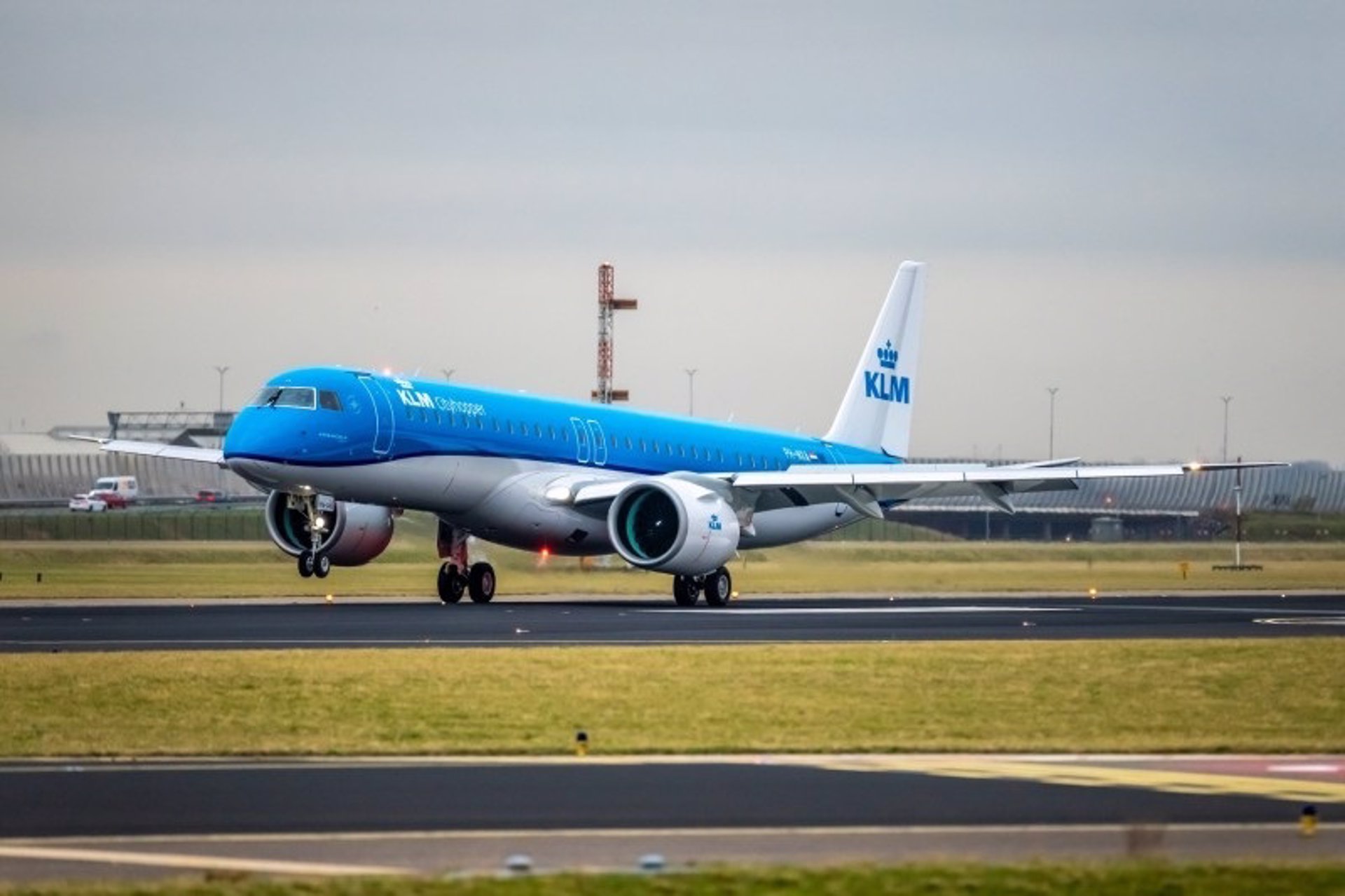 KLM aumenta un 14% su programación en España para este invierno