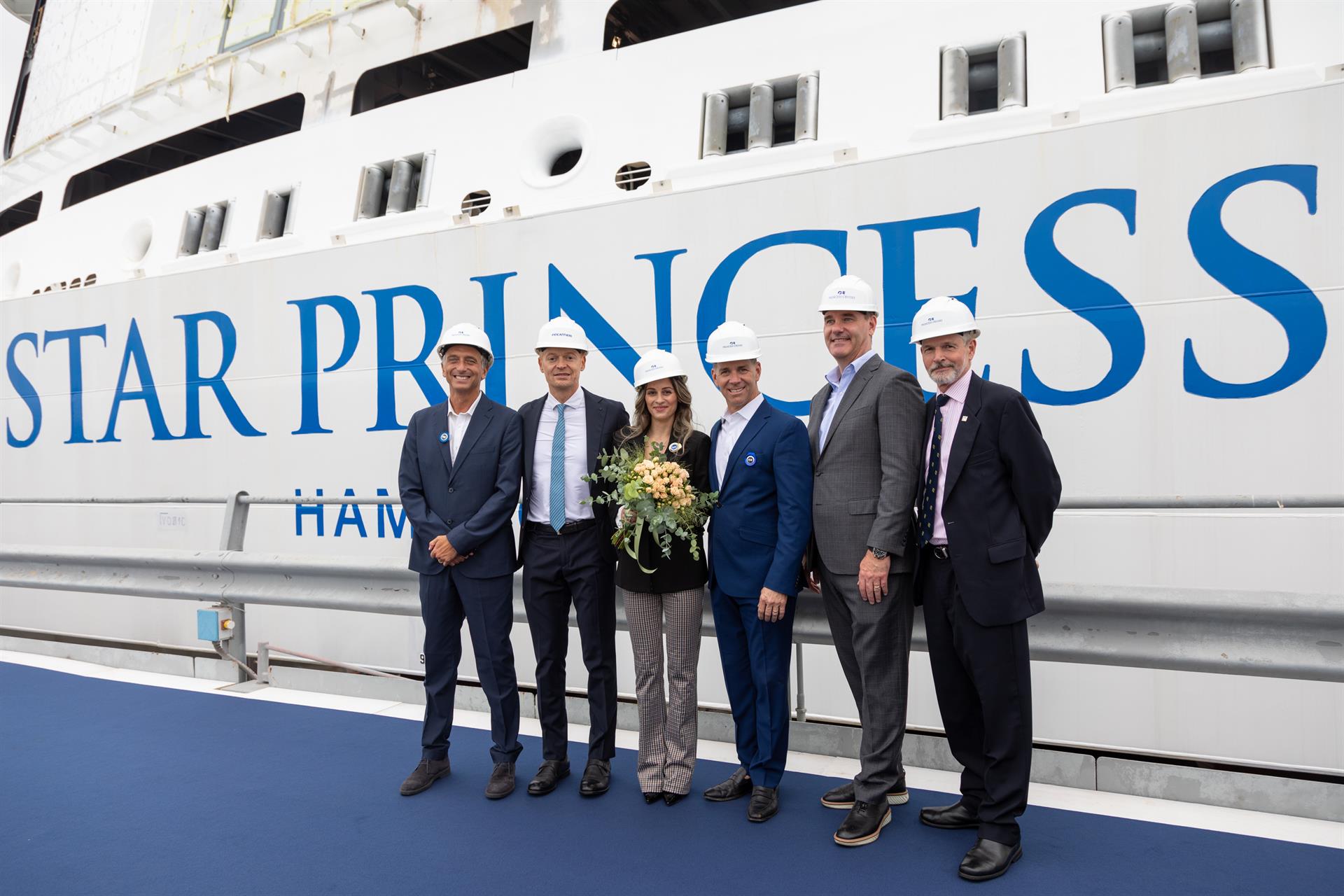 El Star Princess conmemora el hito de su construcción con una ceremonia de botadura