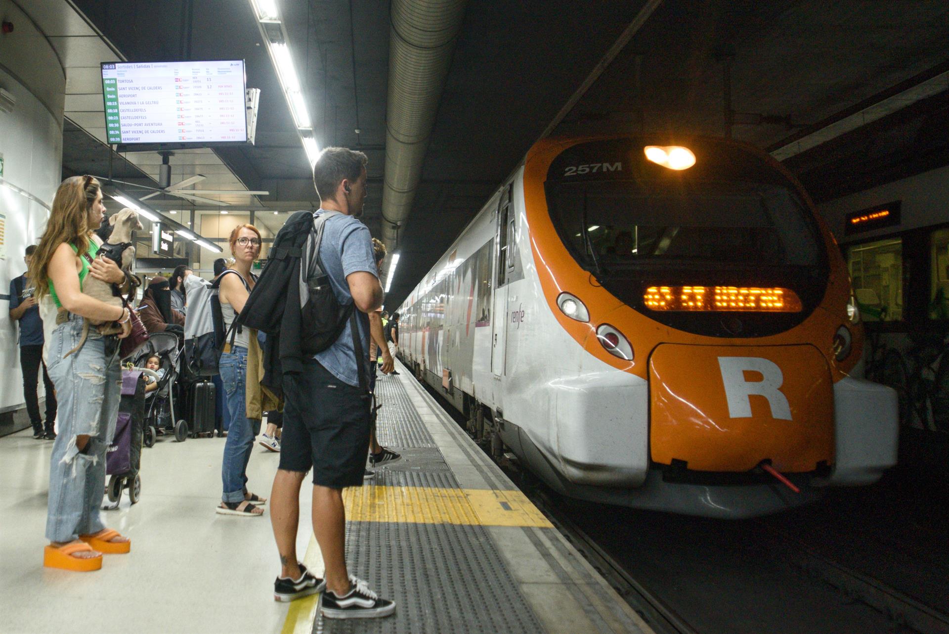 El Gobierno no descarta retrasos en el traspaso de Rodalies por el cambio de Govern