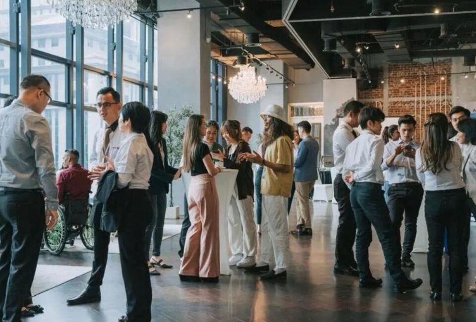 8 consejos para hacer ‘networking’ como un profesional