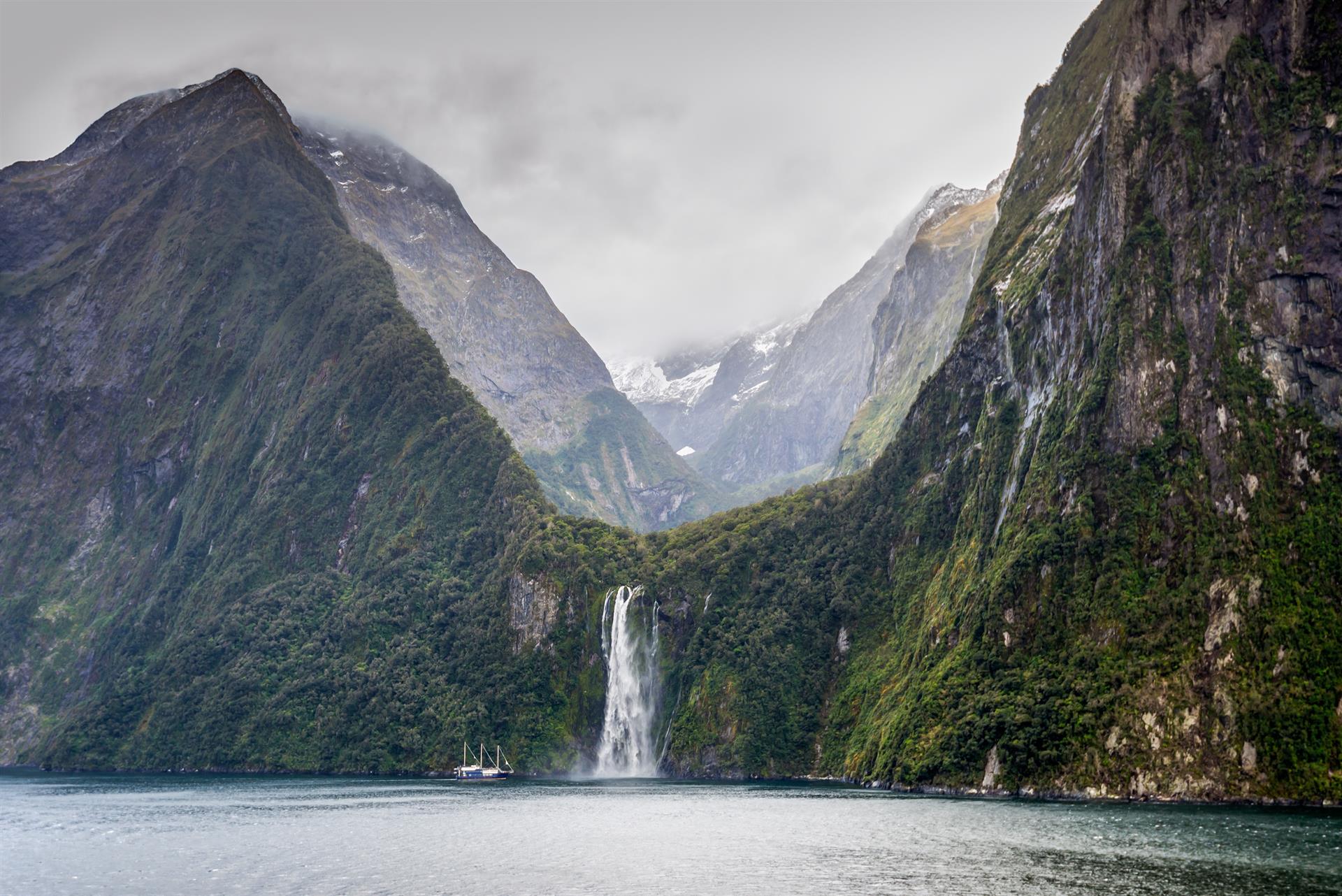 Nueva Zelanda triplica su tasa turística hasta los 56 euros a partir de este martes