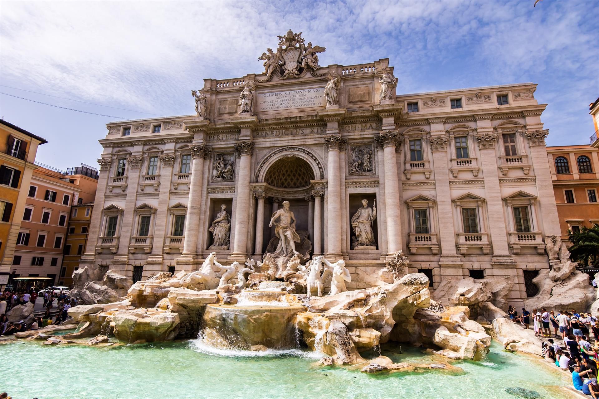 La Fontana di Trevi comienza sus obras de mantenimiento e instalará una pasarela para los turistas