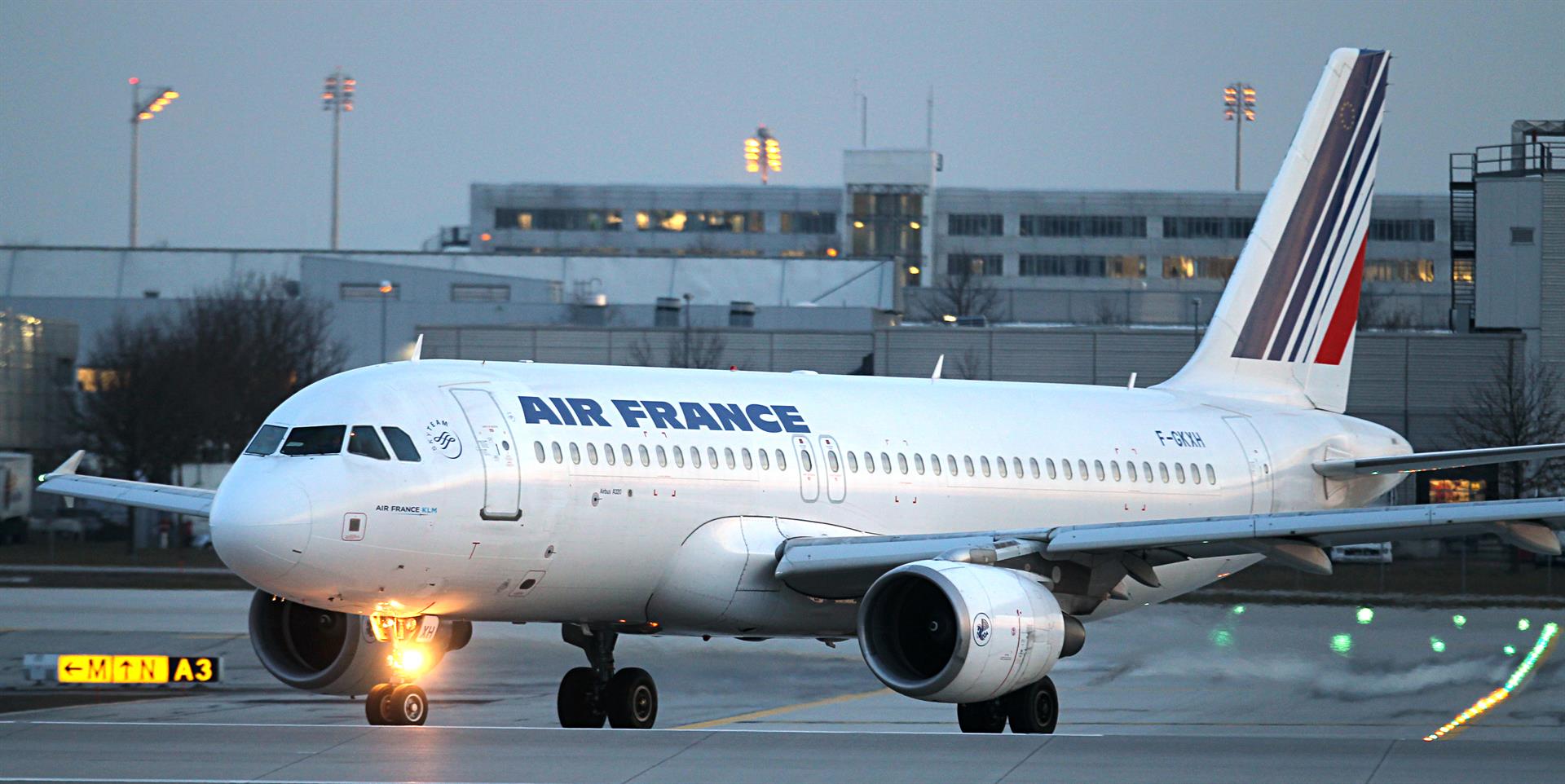 Air France prorroga la suspensión de vuelos a Israel y Líbano