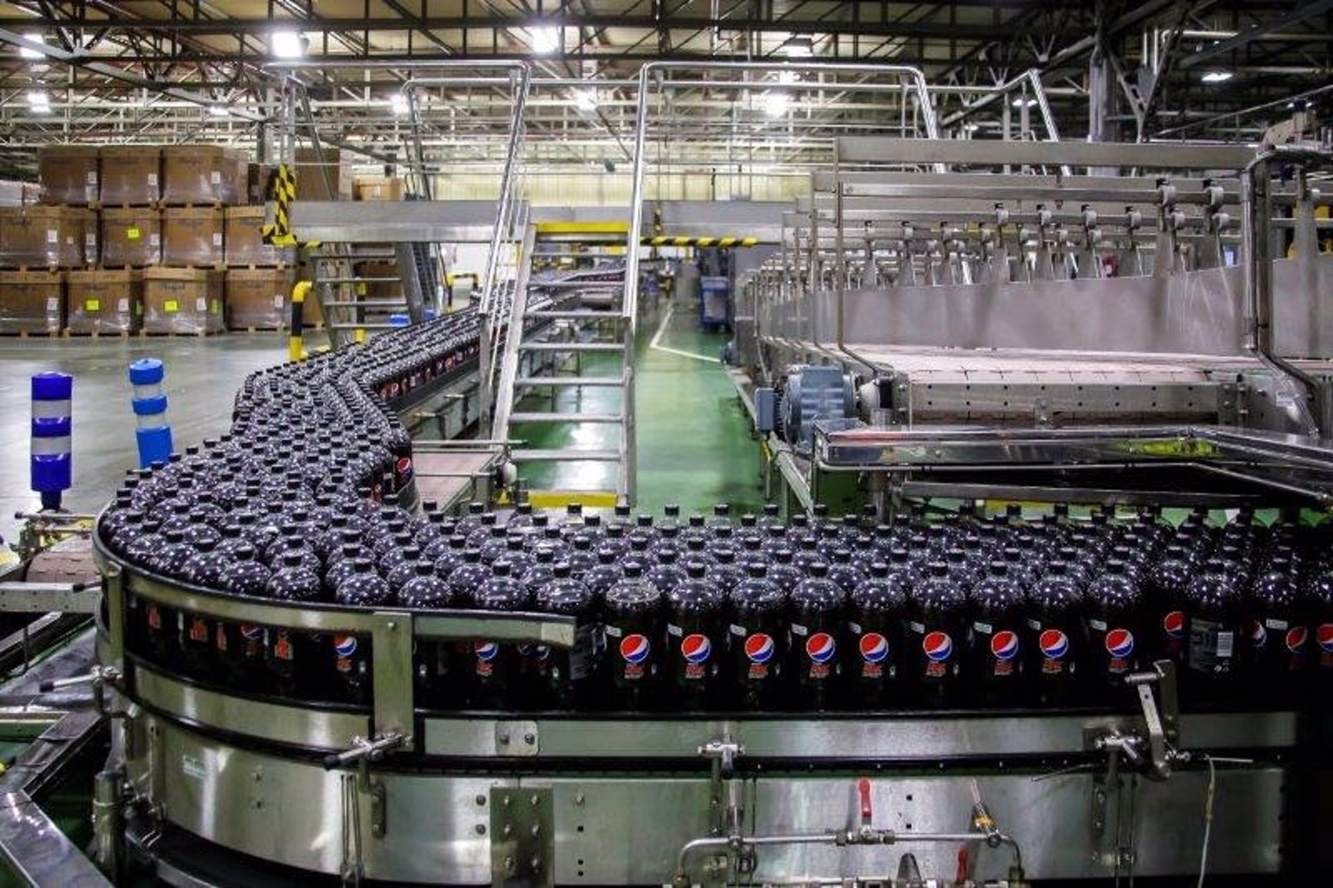 PepsiCo gana un 5% menos en el tercer trimestre y enfría previsiones anuales