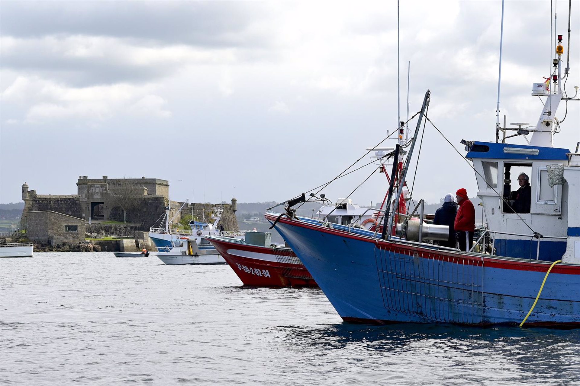 El Gobierno subraya la importancia de la pesca costera artesanal al ser sostenible y garantizar el desarrollo