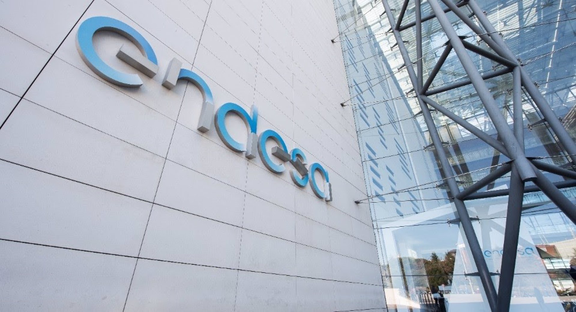 El Supremo reconoce a Endesa el abono por el Estado de 153 millones que le adeuda por el bono social eléctrico