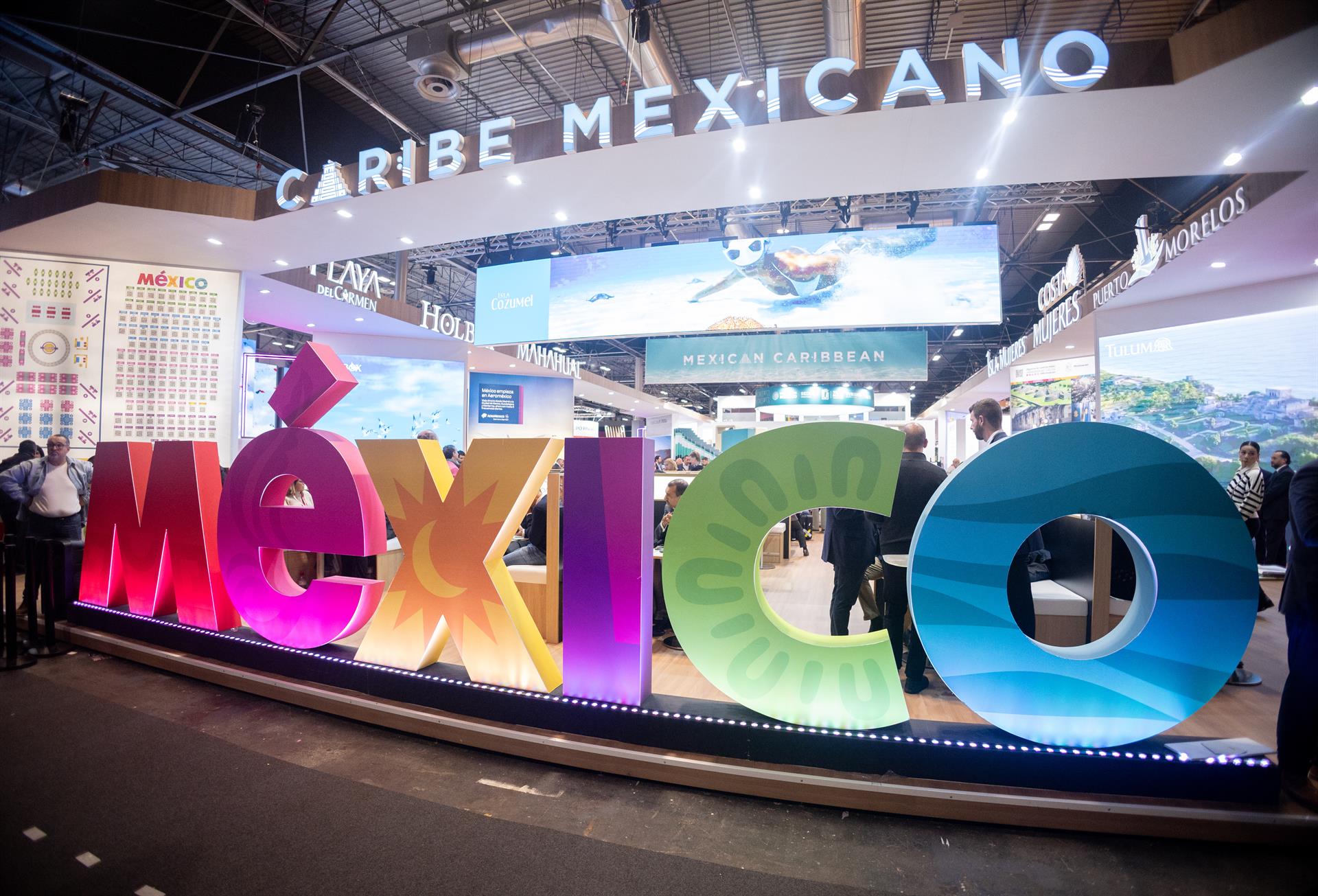 México participa en Fitur 2025 con un gran despliegue empresarial