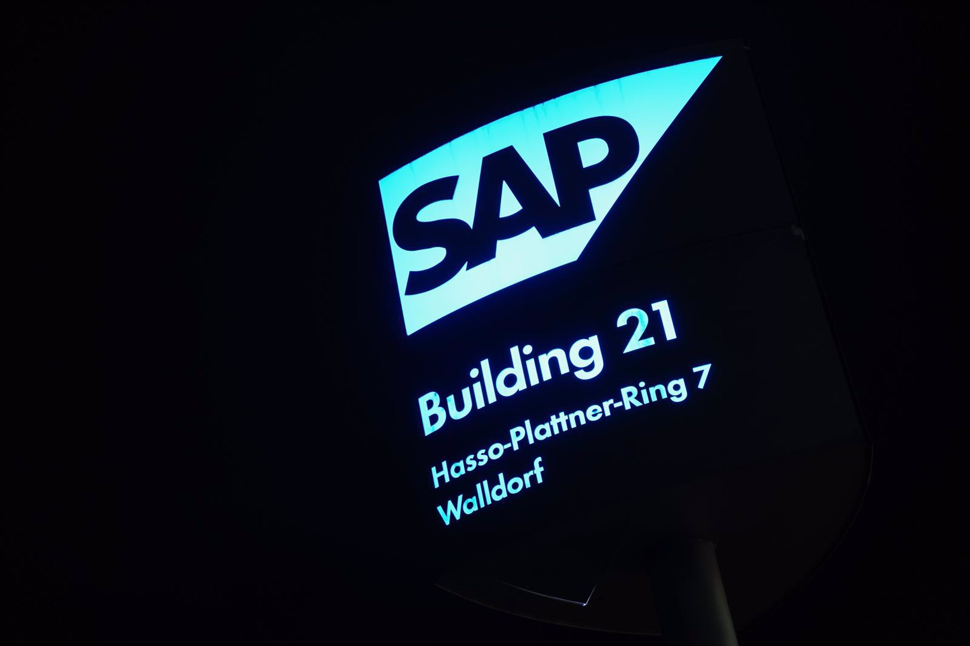 SAP gana un 69% menos hasta septiembre