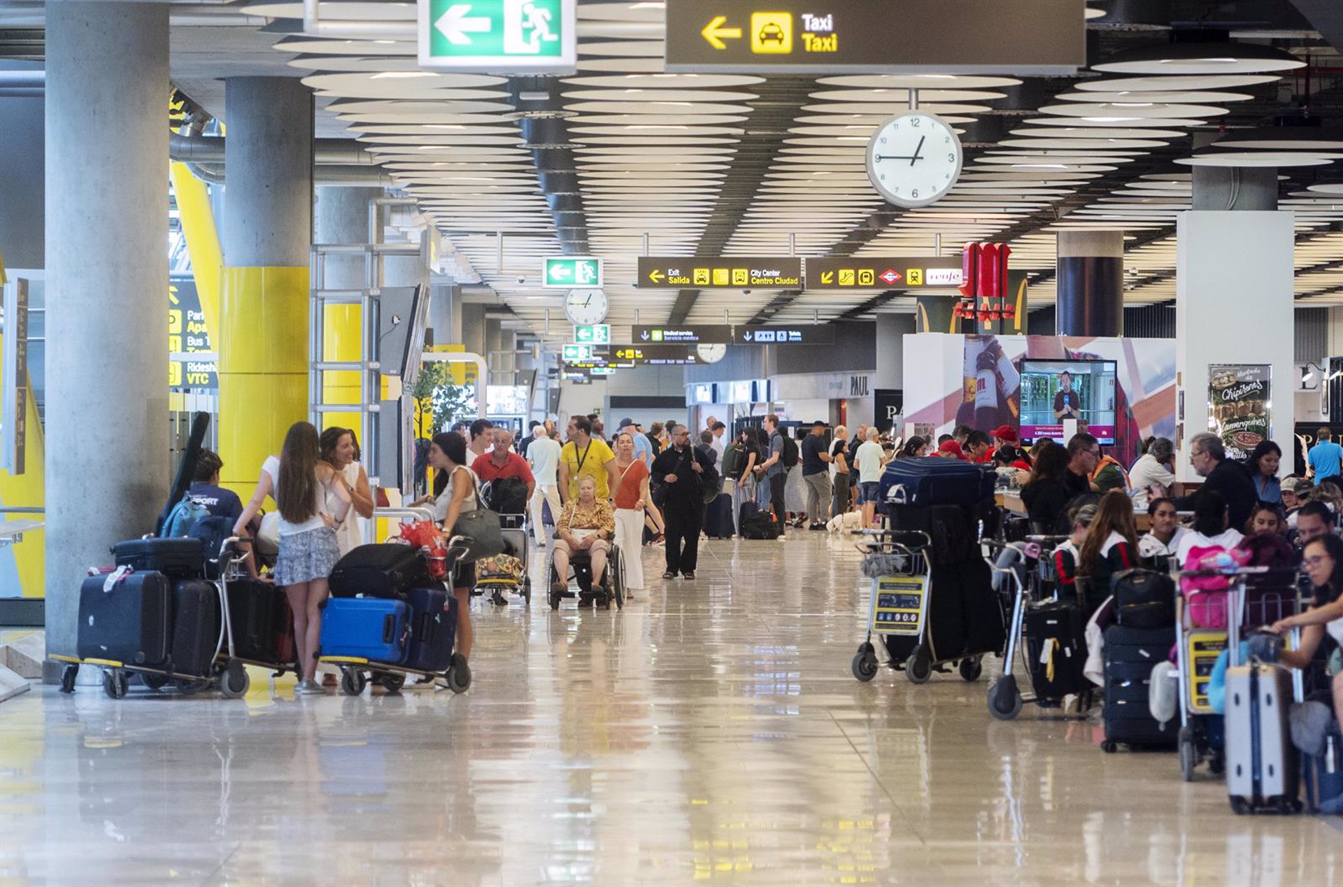 Las aerolíneas programan un invierno récord en España con 137 millones de plazas, un 11,6% más