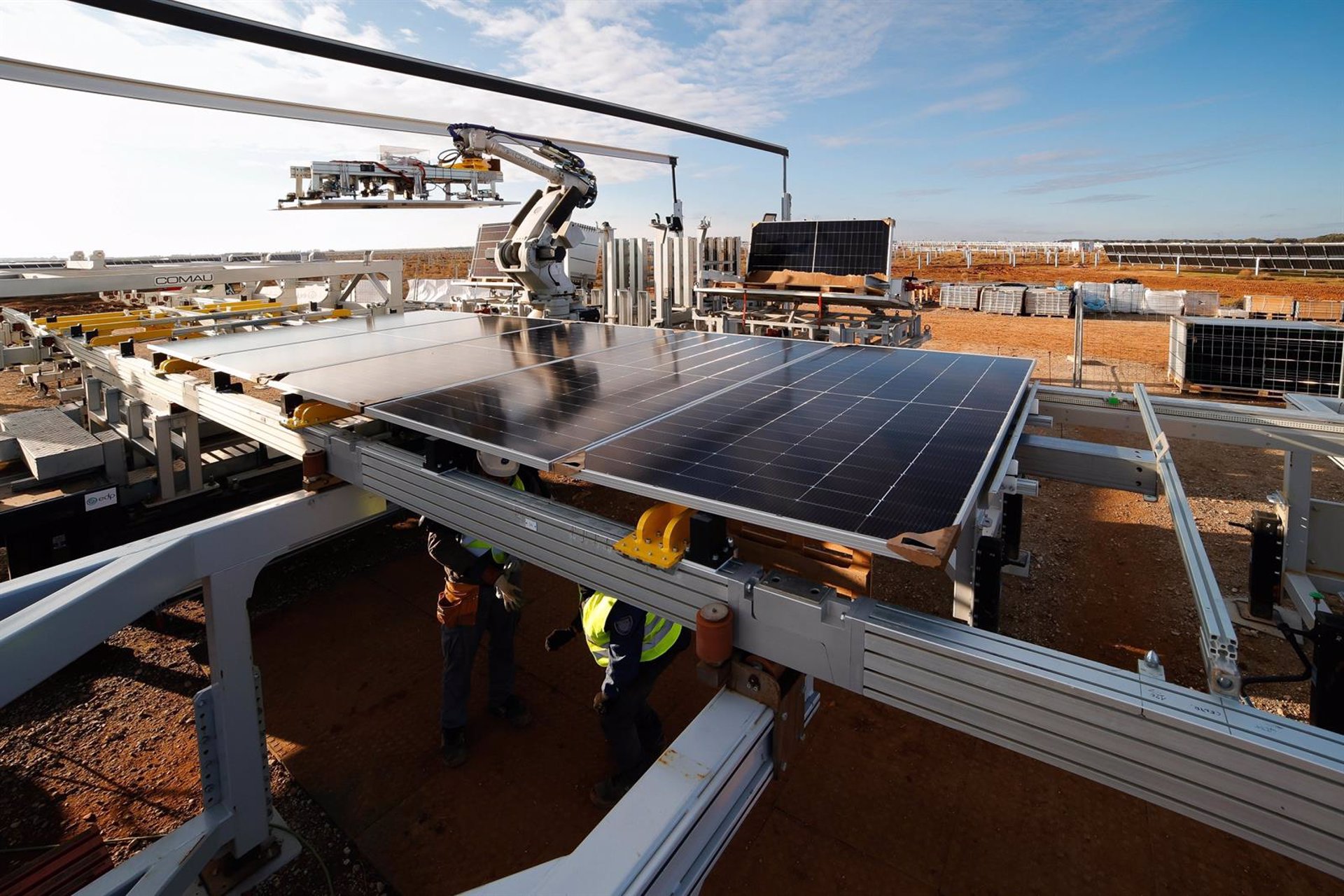 EDP avanza en la construcción en Valladolid del primer parque fotovoltaico de Europa automatizado