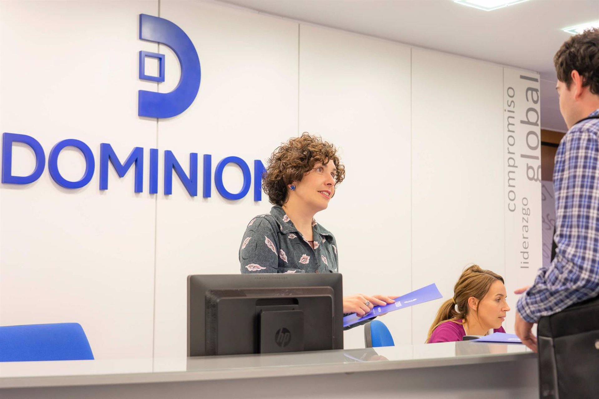 Dominion cae un 2,7% en Bolsa tras recortar beneficio y vender a Serveo uno de sus negocios