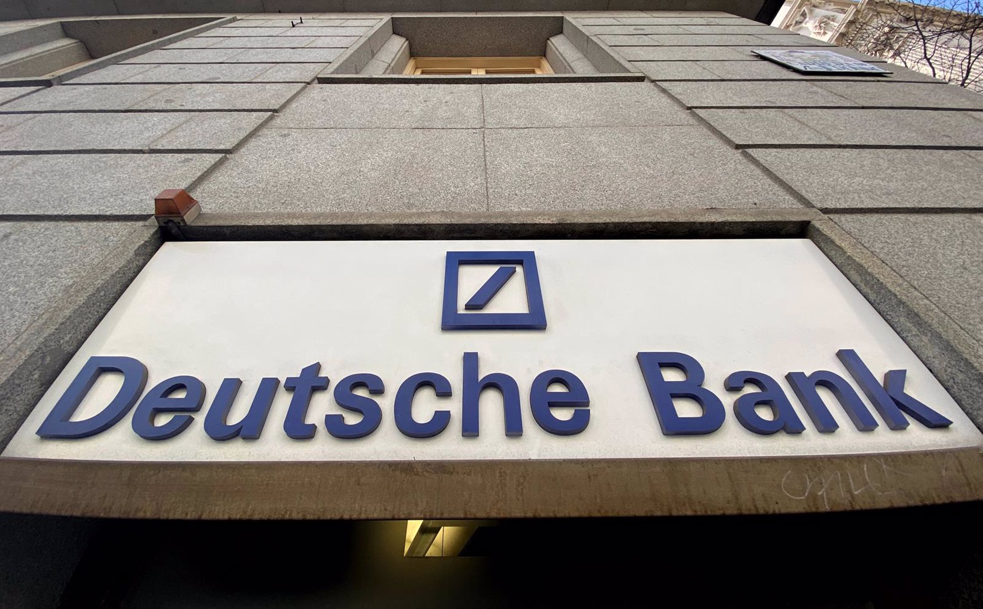 Un tribunal alemán falla en contra de Deutsche Bank en relación a la compra de Postbank