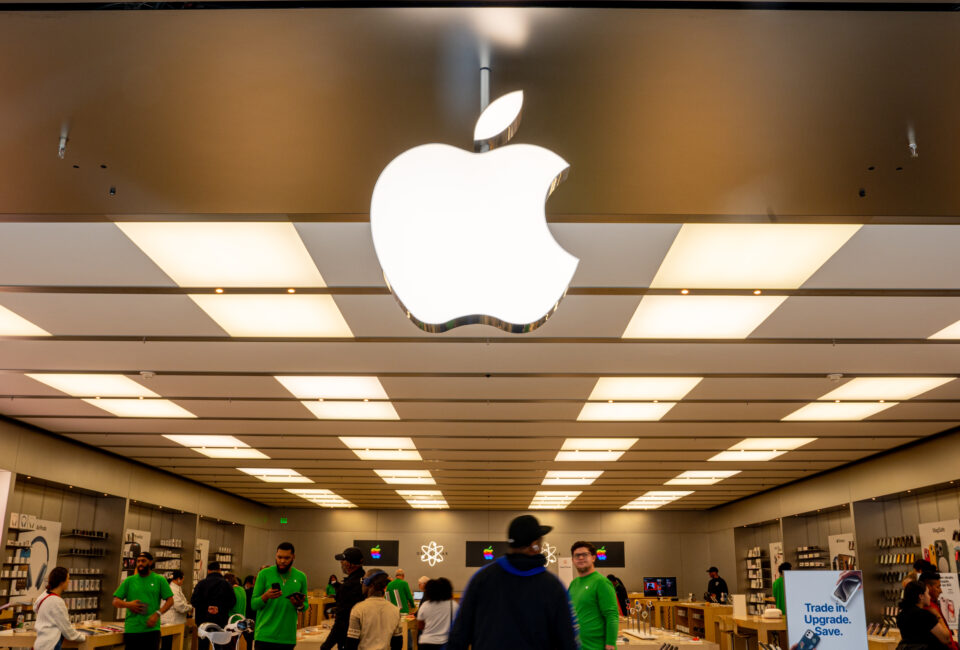 Apple abre su primera tienda en diez años en España