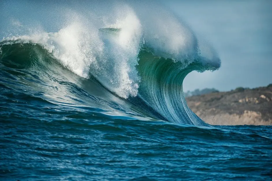 Así fue como este surfista de California cogió la ola más grande jamás registrada