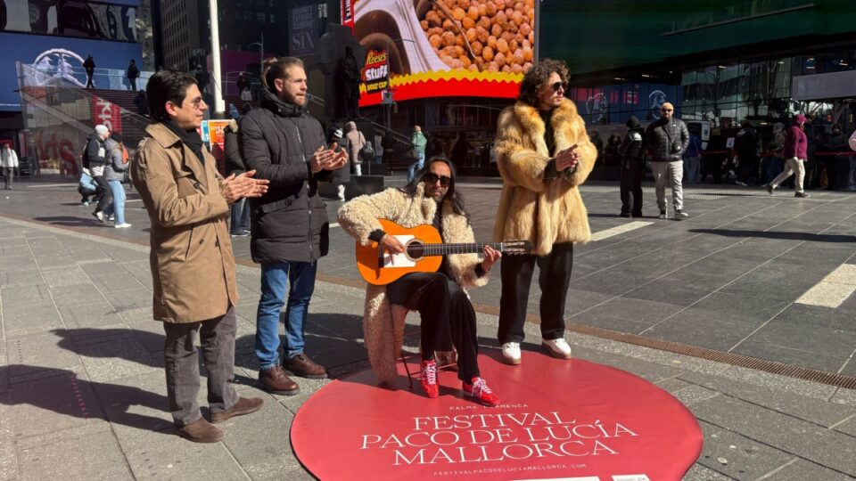 Times Square se convierte en un tablao para que los neoyorquinos viajen a Palma