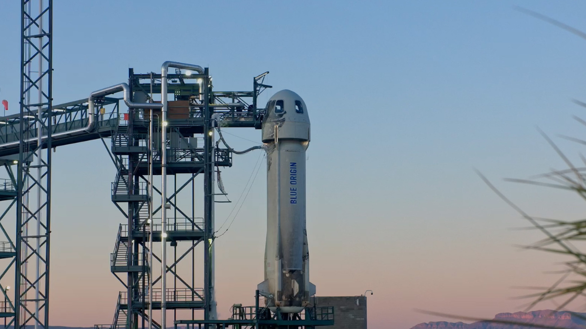 Jesús Calleja vuela hoy al espacio: así es la misión New Shepard de Blue Origin, la empresa de Jeff Bezos