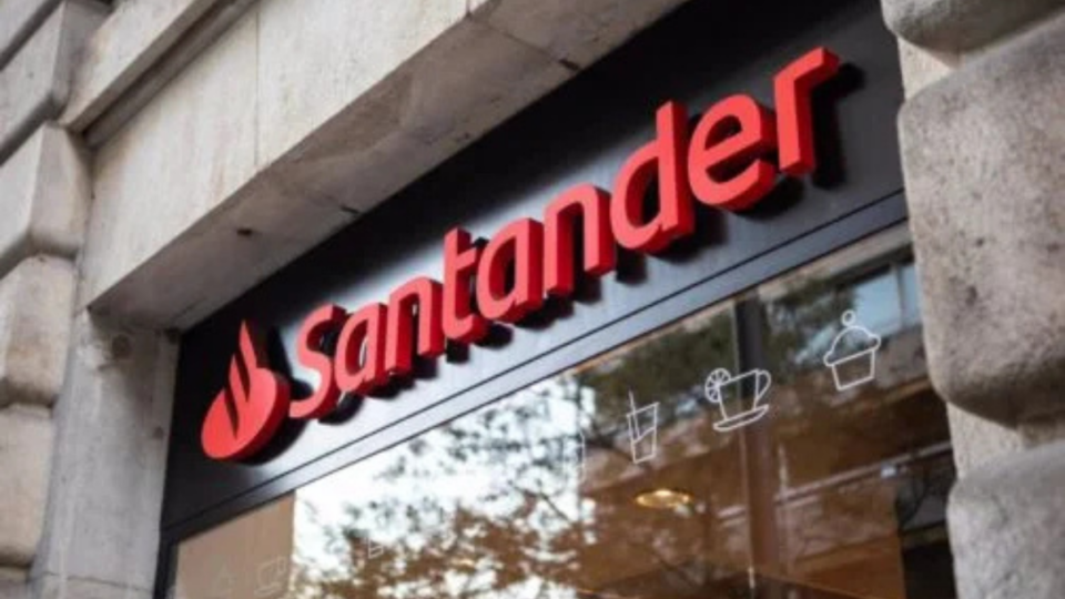 Cómo Santander refuerza su estrategia de captar clientes ultrarricos