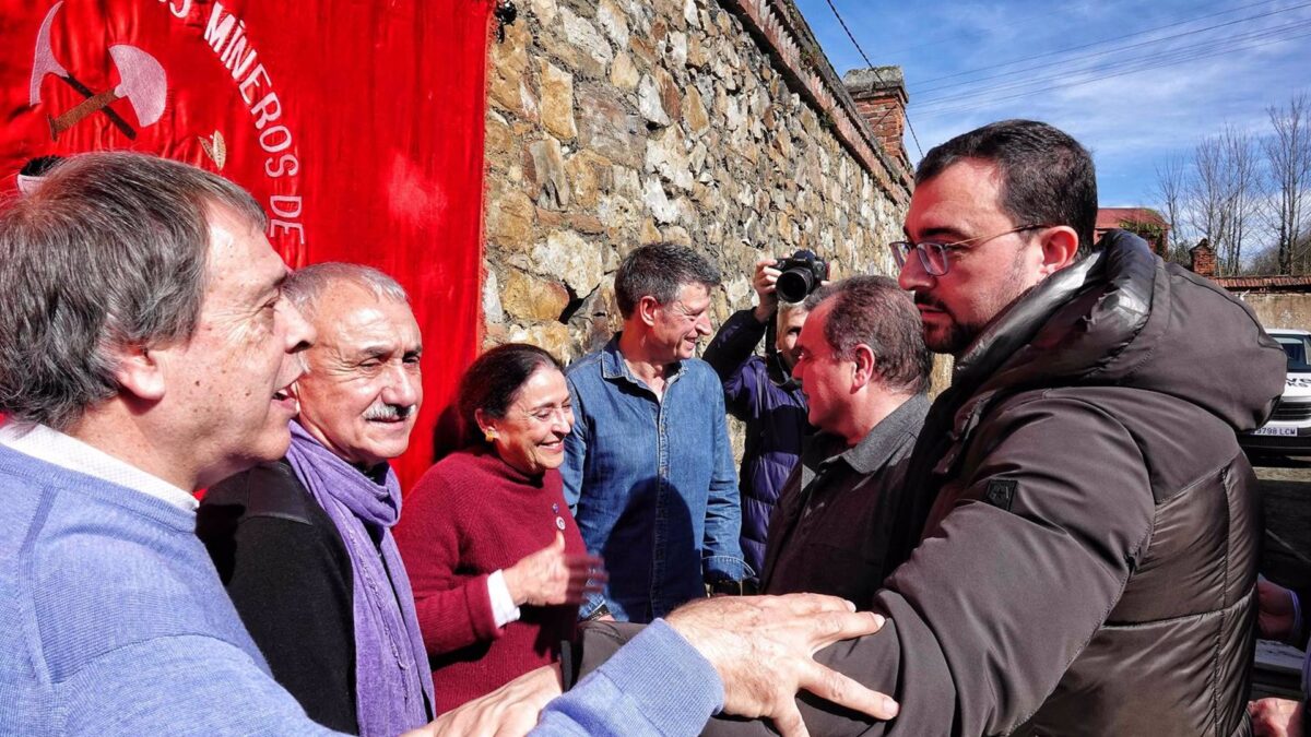 Álvarez aboga por convertir a Hunosa en la «gran empresa de producción de energía pública que España necesita»