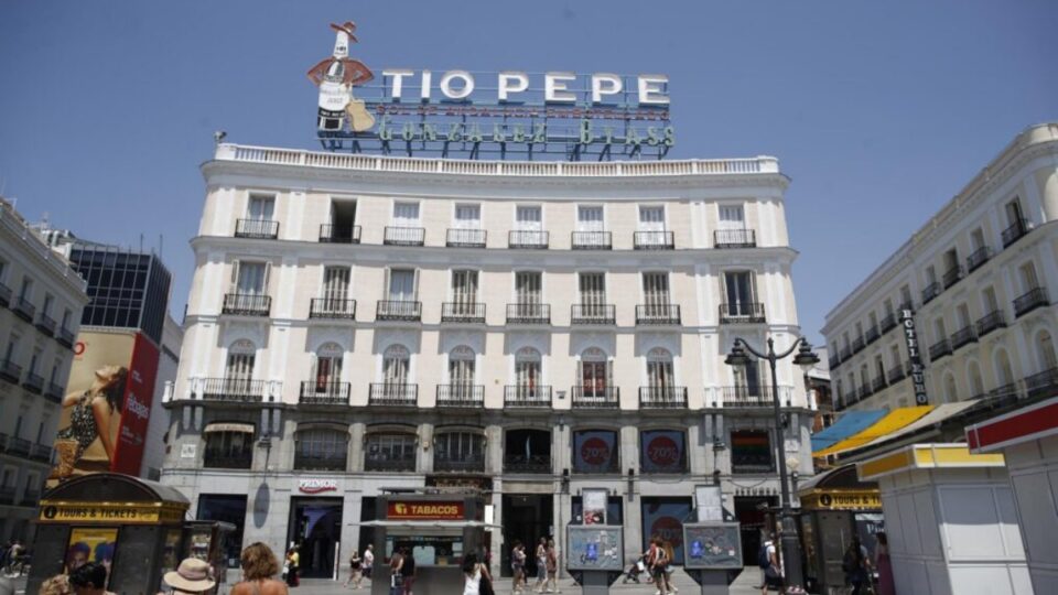 Alberto Gutiérrez (Civitatis) compra el Hostal Americano del edificio de ‘Tío Pepe’ de la Puerta del Sol de Madrid