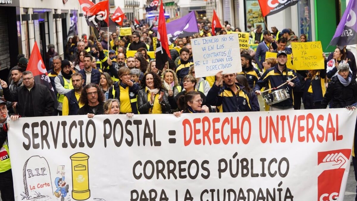 Trabajadores de Correos se movilizan contra la firma que modifica el ...